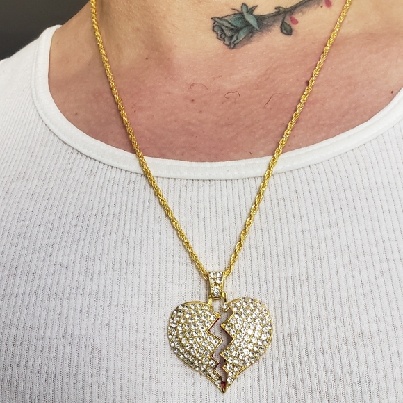 NWT Golden Heart Broken Iced Out Pendant Necklace - Picture 2 of 12